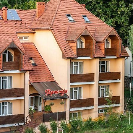 Gortenziya Hotell Poljana Exteriör bild