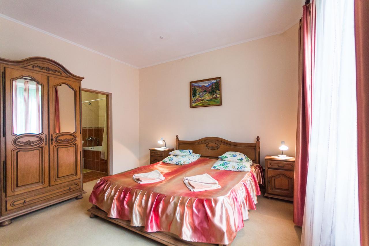 Gortenziya Hotell Poljana Exteriör bild