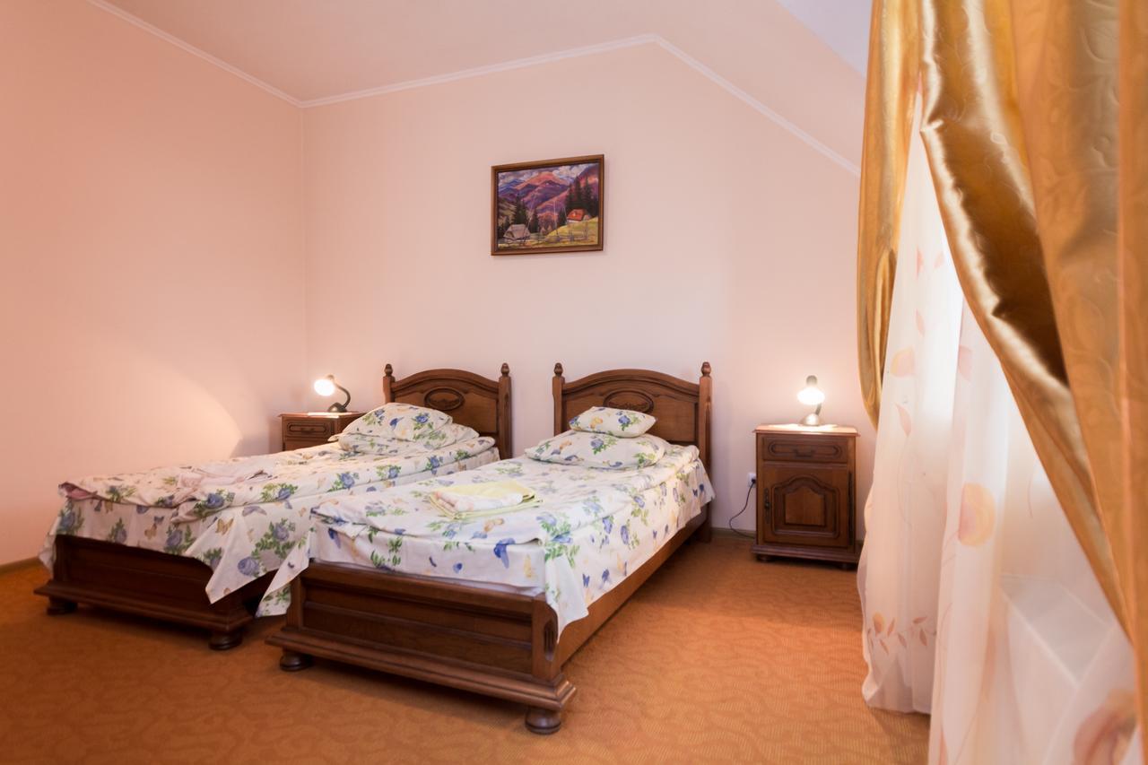 Gortenziya Hotell Poljana Exteriör bild