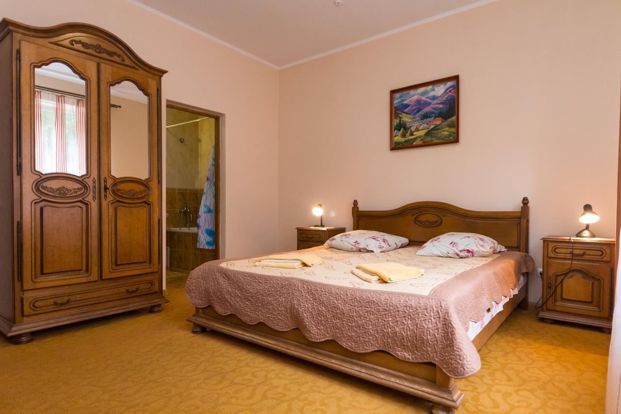 Gortenziya Hotell Poljana Exteriör bild